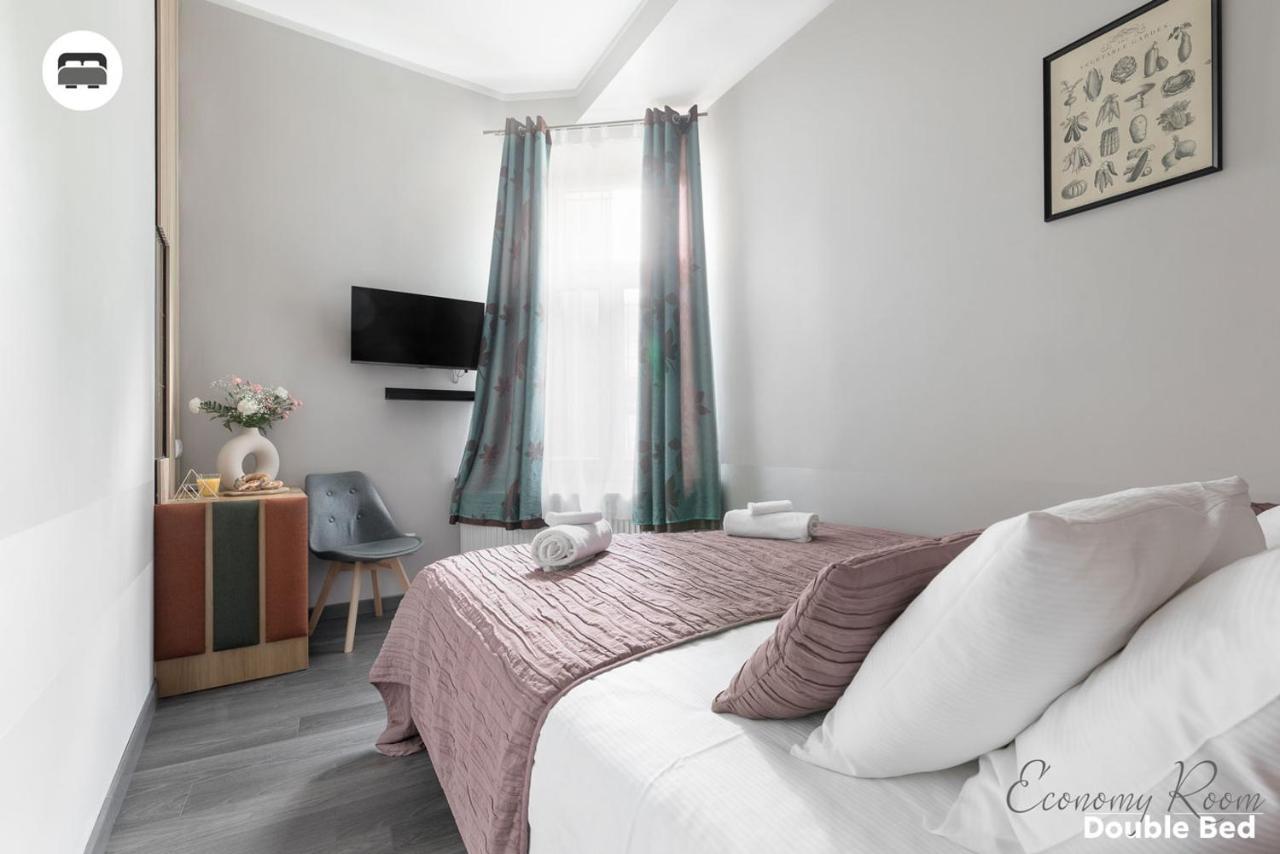 Economy Doppel-/Zweibettzimmer